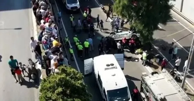 İzmir’de otomobil alt geçide uçtu: 3 ölü!