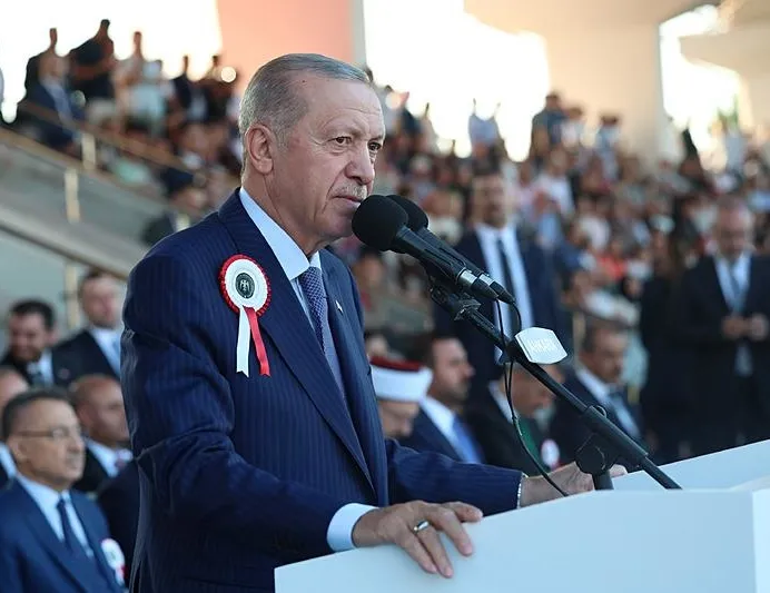 Gülümseten ’kardeş’ diyaloğu