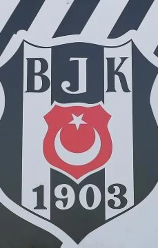 Beşiktaş'ta Önder Karaveli'nin ardından yardımcı antrenör Serdar Topraktepe'nin de COVID-19 testi pozitif çıktı