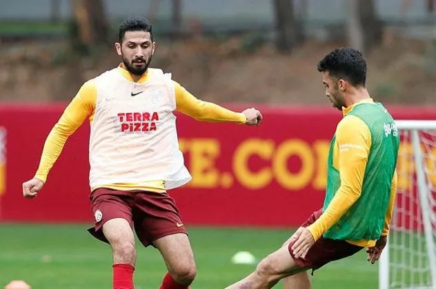 Galatasaray'da Emre Akbaba müjdesi!