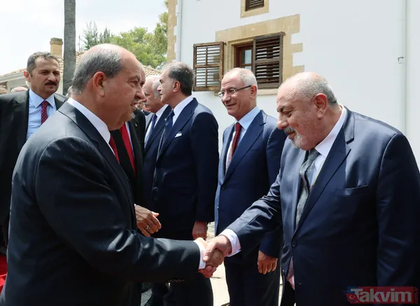 Seçim sonrası ilk yurt dışı ziyareti: Başkan Erdoğan, Kuzey Kıbrıs'ta! Dikkat çeken pankart: Sevdamız Mavi Vatan - 25