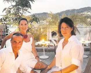 Özer’lerden mutluluk pozu