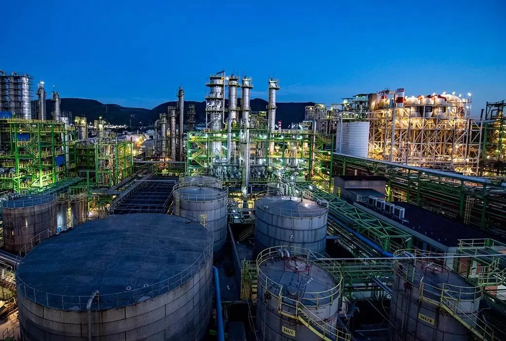 Aksa’dan dev satın alma