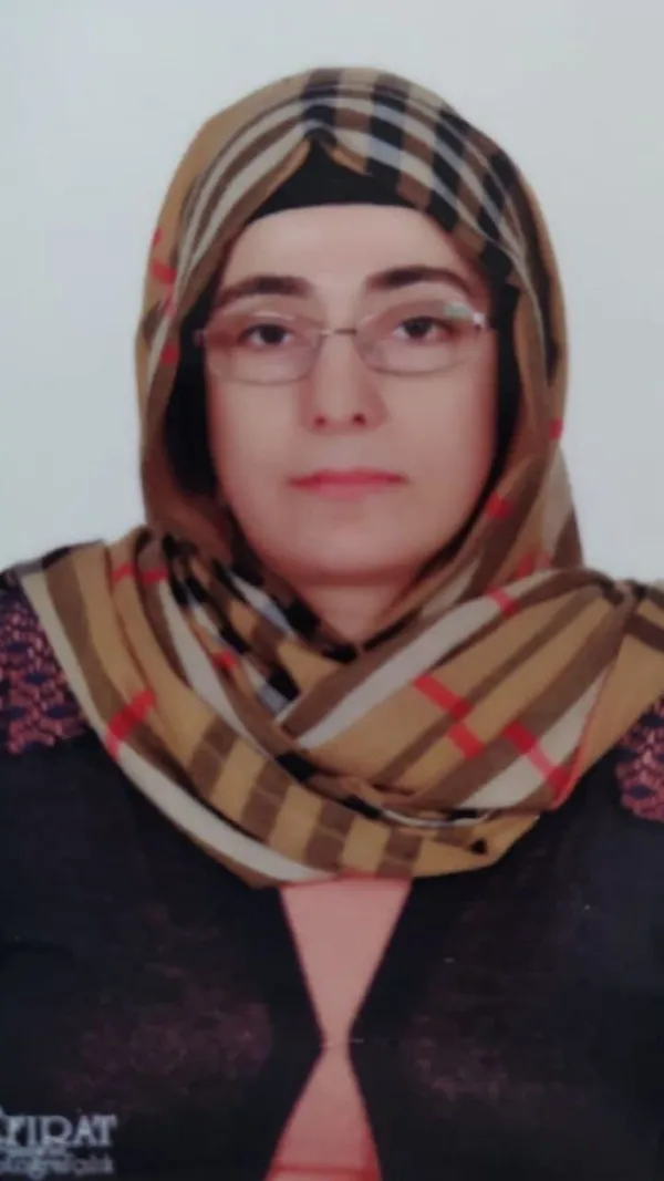 karisini-isyerinde-doverek-oldurdu-kizini-aradi-1637649270298.jpg Karısını işyerinde döverek öldürdü! Kızını aradı-2