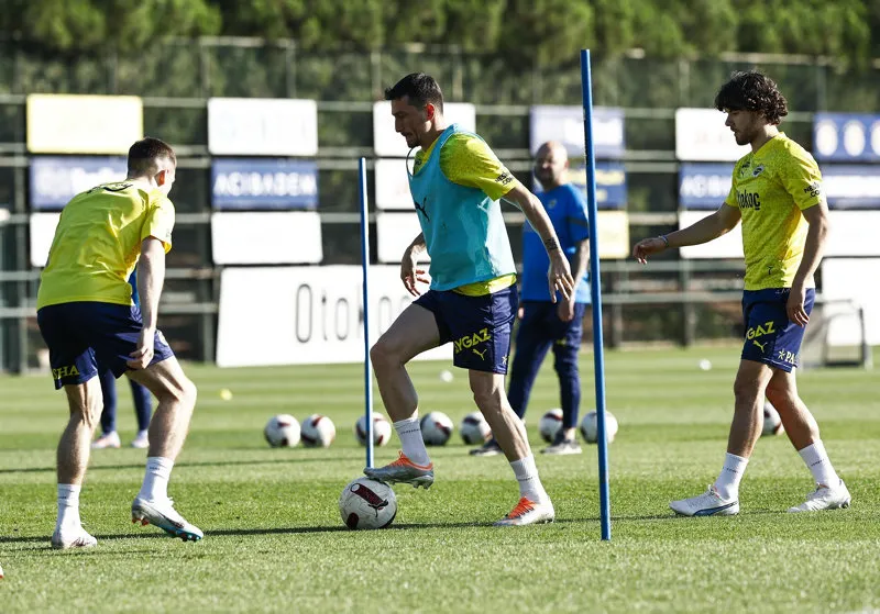 FENERBAHÇE HABERLERİ | İsmail Kartal'dan flaş 11 kararı! Antalyaspor maçında... - 5