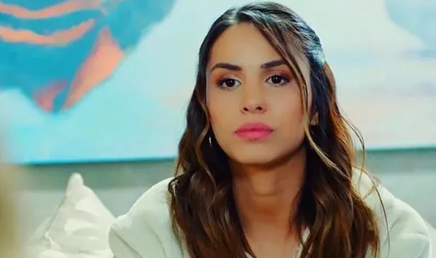 aysegul-cinar-kimdir-oyuncu-aysegul-cinar-kac-yasinda-nereli-sevgilisi-faruk-calikoglu-1627359548980.jpg