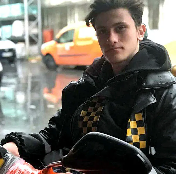 Son dakika: Avcılar'da TEM'i kilitleyen kaza! Motokurye hayatını kaybetti-4