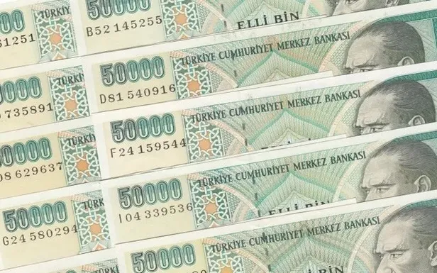 eski-banknot-deyip-gecenler-bin-pisman-50000-tllik-banknota-servet-yagiyor-eger-sizde-de-cikarsa-1691243459940.jpeg 50.000 TL'lik banknota servet yağdı! Eski banknot deyip geçenler bin pişman oldu! Eğer sizde de çıkarsa...-3