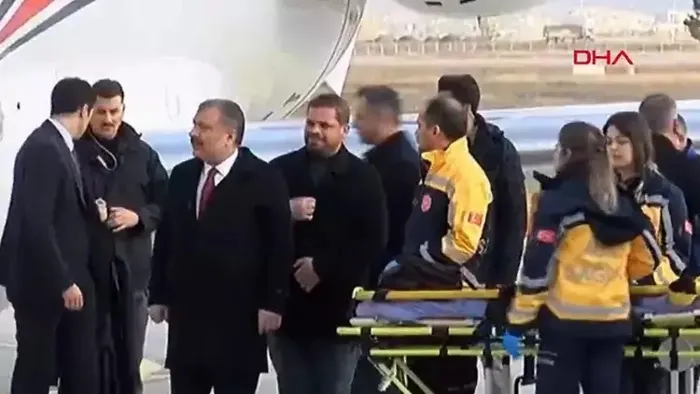 Son dakika: Türkiye ilk kez Gazze'den yaralı getirdi! 3'ü de çocuk! Sağlık Bakanı Fahrettin Koca karşıladı-9
