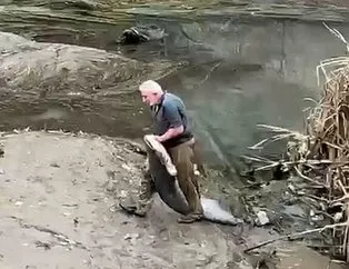 Boyu kadar balığı böyle yakaladı