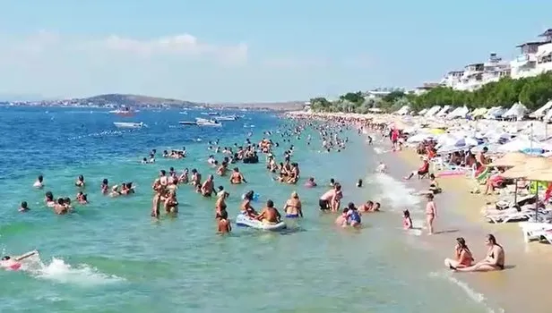 Marmara Denizi'ndeki adalar Kurban Bayramı tatilinde tıka basa doldu! Avşa Marmara ve Ekinlik'te nüfus 15 katına çıktı