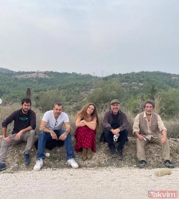 Serenay Sarıkaya'nın ağzında sigara dilinde arabesk! Ortalık yıkıldı "Serenay bile böyle paylaştıysa..." Tepeden tırnağa paylaşım sonrası... - 4