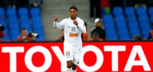 Yok artık Ronaldinho