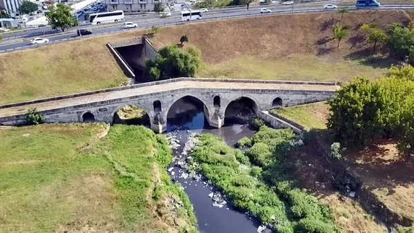 İstanbul'da Mimar Sinan'ın yaptığı tarihi köprü içler acısı halde!-2