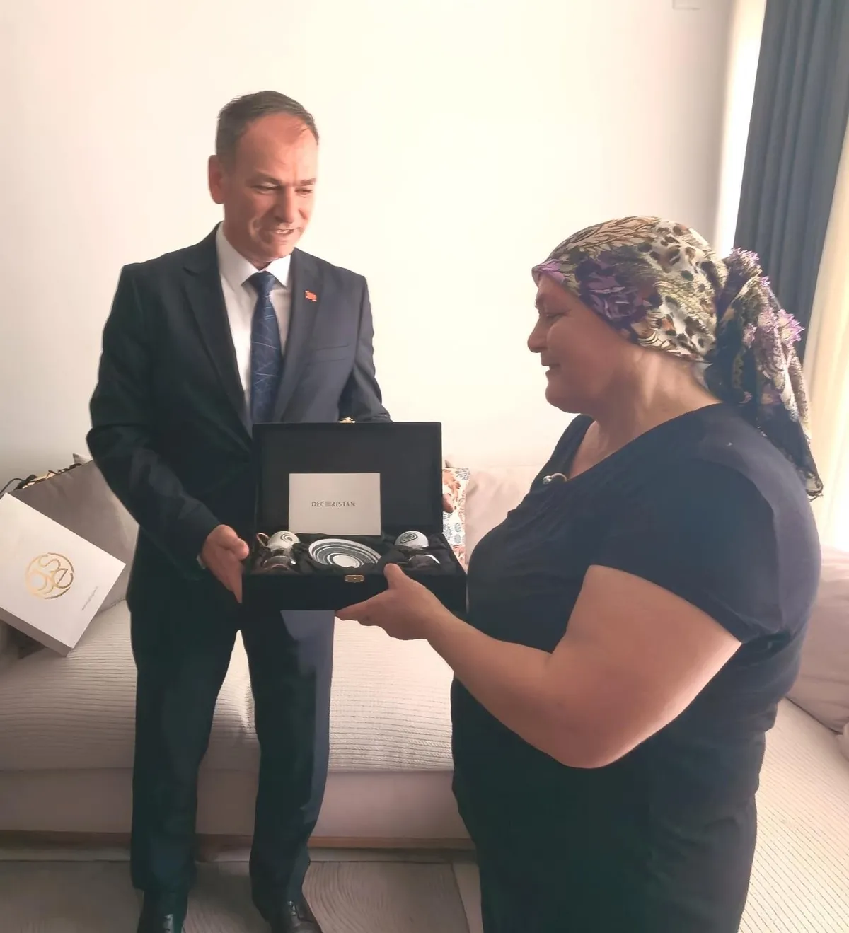 Kıbrıs Barış Harekatı’nın tarihi bayrağı restorasyona alındı-4