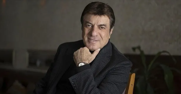 Çoşkun Sabah'tan playback açıklaması: ''Canlı okuduğun zaman emek var''