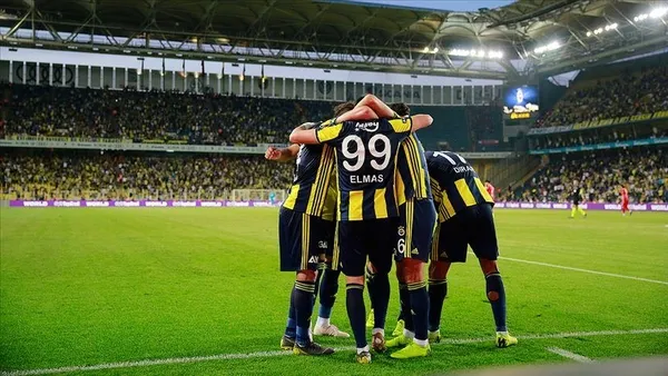 fenerbahce-transfere-doymuyor-fenerli-kurmaylar-guido-onerisini-degerlendirmeye-aldi-1692999160130.jpeg