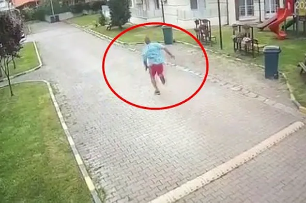 Sakarya'da uyuşturucu satıcısı ile polis arasında kovalamaca! Saniye saniye kaydedildi