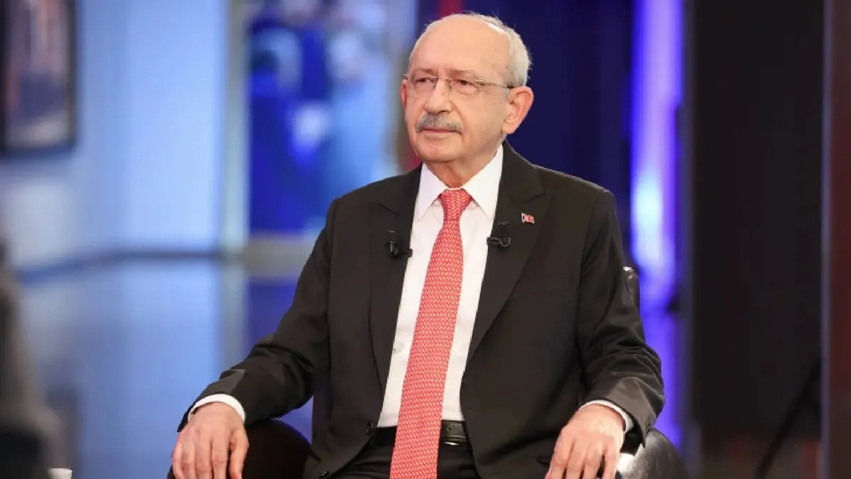 cift-basli-chpde-bolunme-gunu-1784585266082.jpeg CHP’de bölünme günü! Özgür Özel'den "veda" mesajı: Yeni partimizi kuruyoruz-5