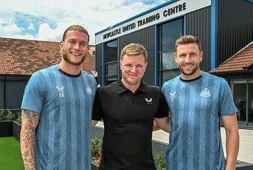 Newcastle Karius ve Dummett’in sözleşmelerini 1 sene uzattı