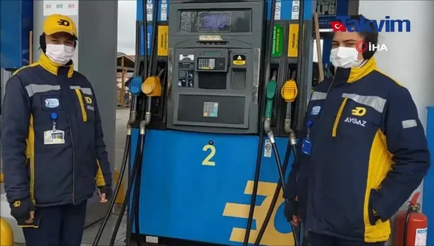 Akaryakıt istasyonuna kadın eli değdi