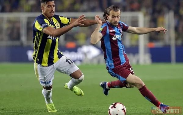 Abdulkadir Parmak Cezalı Karşılaşmada Sarı Kart Gören Abdulkadir Parmak Cezalı Duruma Düştü. Bu Sezon Çaykur Rizespor, Akhisarspor, Büyükşehir Belediye...