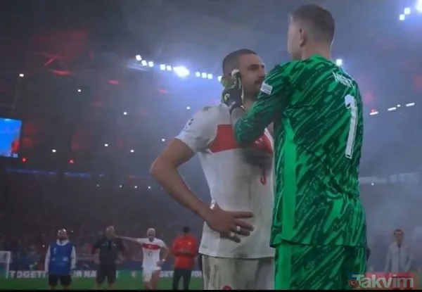 2019'da Bozkurt işaretini yasaklamışlardı! Avusturya'ya Merih Demiral'dan bozkurt işaretli ayar! İşte tarihi maçtan muhteşem kareler - 13