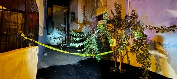 5 yaşındaki oğlunun boğazını bıçakla kesti!