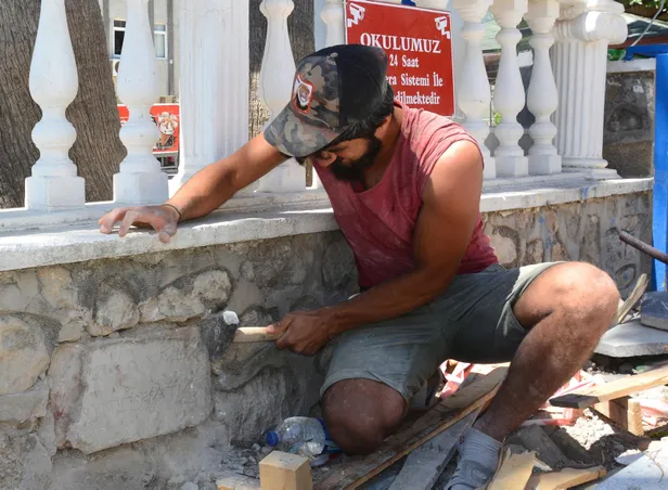 Muğla'da okul duvarından 2 bin 300 yıllık tarihi yazıt çıktı-2