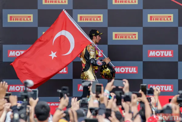 Tek Teker Arif'in oğlu Toprak Razgatlıoğlu dünya şampiyonu oldu: Babam için kazandım - 12