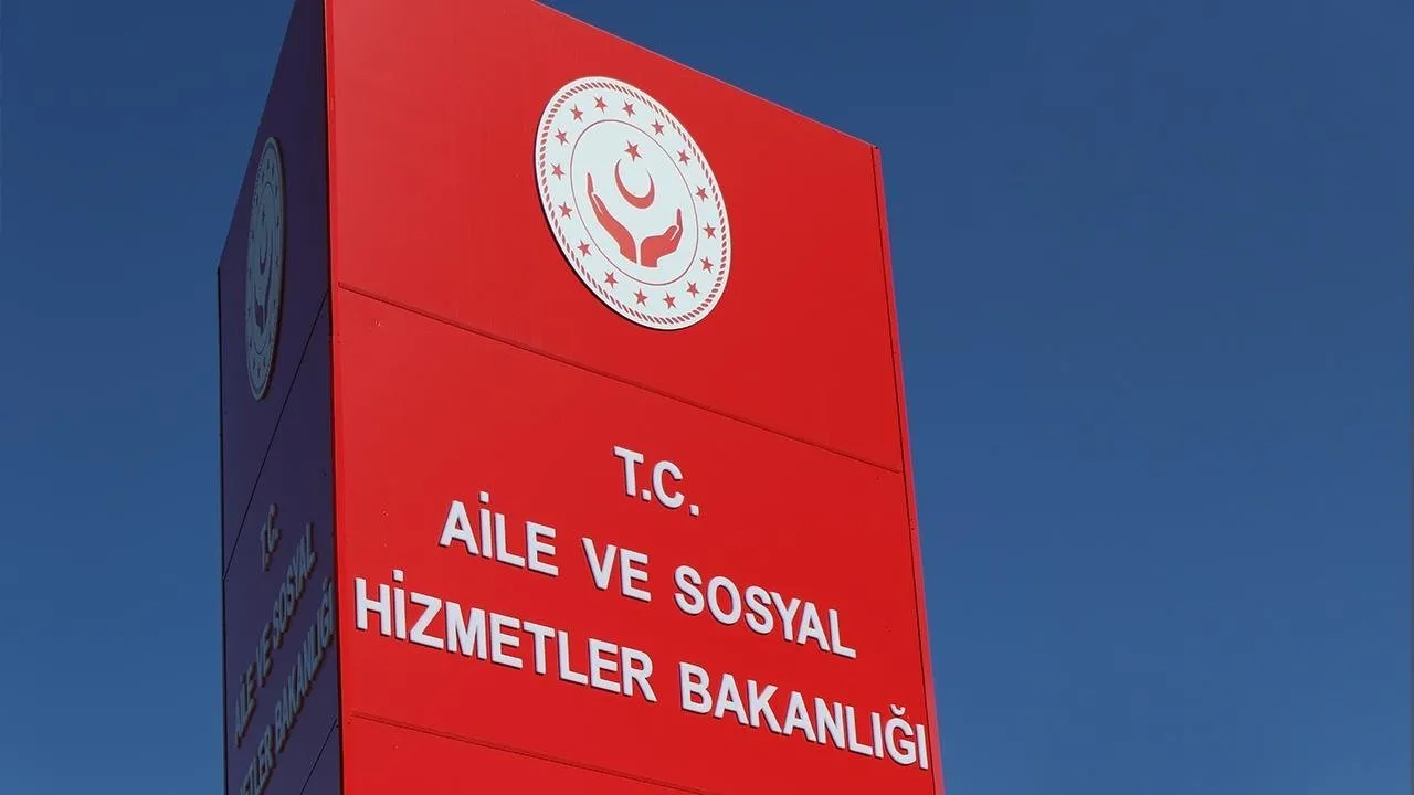 Aile ve Sosyal Hizmetler Bakanlığı’ndan genç çiftlere rehber! 6 alan 32 başlık! Tüm soruların yanıtı var