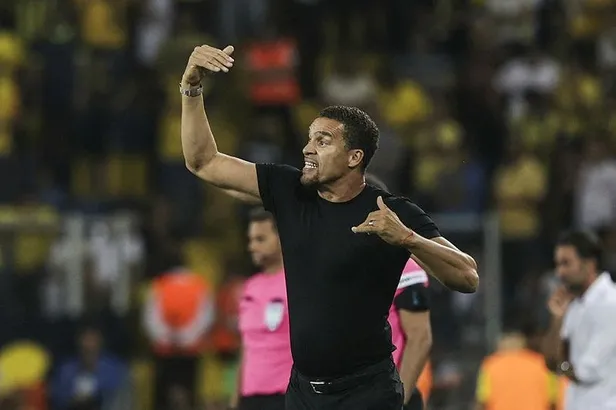 besiktas-teknik-direktoru-valerien-ismael-mac-sonu-onemli-aciklamalarda-bulundu-1662337283013.jpeg Beşiktaş Teknik Direktörü Valerien Ismael maç sonu önemli açıklamalarda bulundu-4