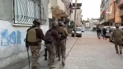 Mersin’de PKK/KCK-YPG operasyonu: Şafak vakti eş zamanlı baskın!
