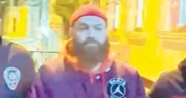 kurtlar-vadisinde-oynamisti-bahadir-unlu-islettigi-kafede-musteriye-bicakla-saldirdi-1644504674701.jpeg Kurtlar Vadisi'nde oynamıştı! Bahadır Ünlü işlettiği kafede müşteriye bıçakla saldırdı-7