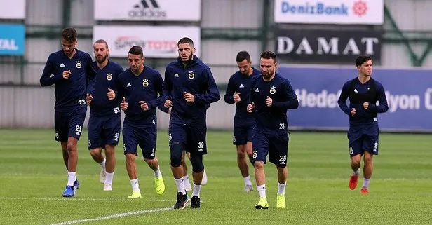 14 futbolcu boşa çıkıyor