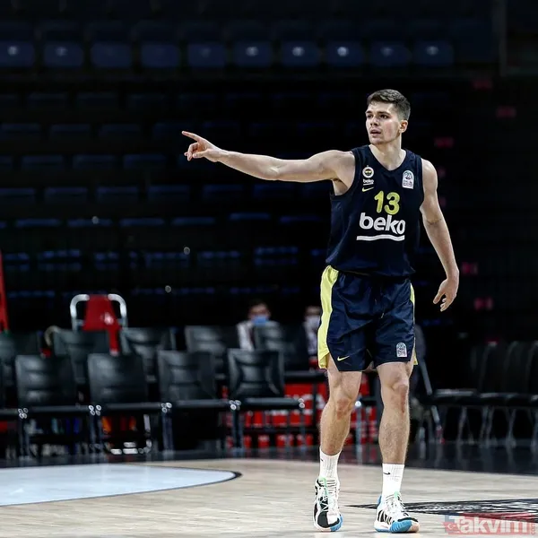 Son Yılların En Çok Konuşulan Basketbolcususunuz. Çocukken Sokakta Basketbol Oynayan O Tarık Biberovic, Bu Günlere Geleceğini Tahmin Ediyor Muydu? Çocukken...