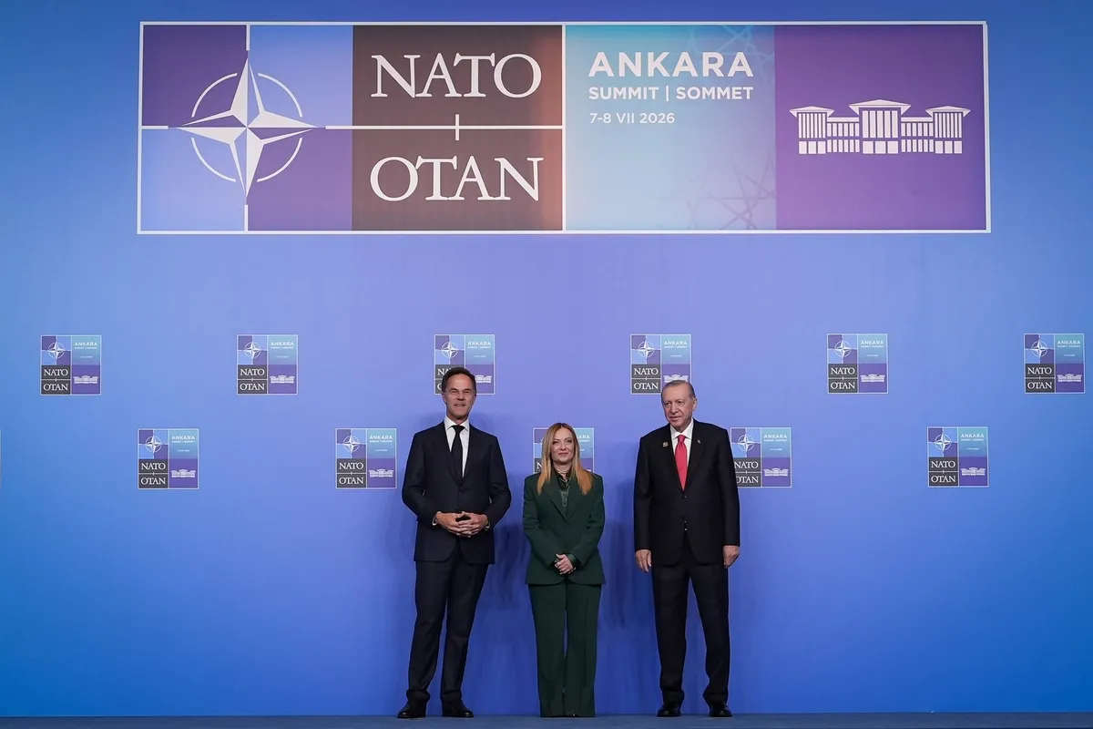 baskan-erdogandan-nato-zirvesi-mesaji-turkiye-donusumun-merkezinde-1783619892880.jpeg Başkan Erdoğan’dan NATO Zirvesi mesajı: Türkiye dönüşümün merkezinde-3