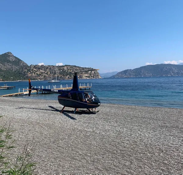 mugla-marmaris-kumlubuk-koyuna-helikopter-inmesi-sonrasi-sivil-havacilik-genel-mudurlugu-harekete-gecti-1623679474723.jpg