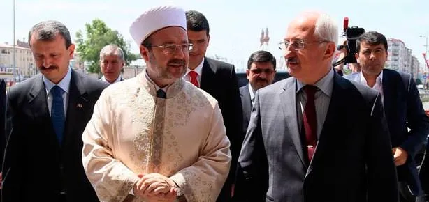 Dullar kurşun döktürüyor...