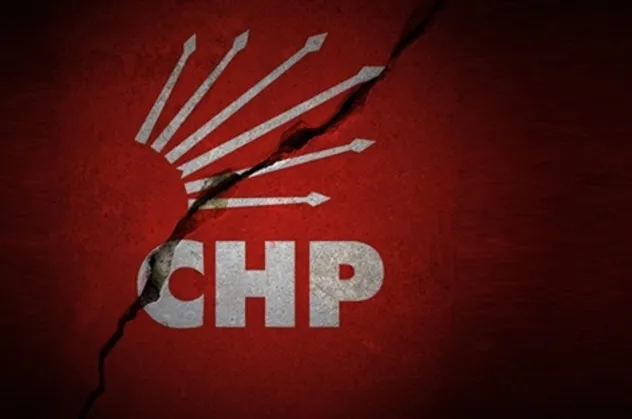 Seçimler öncesi CHP'de şok istifalar