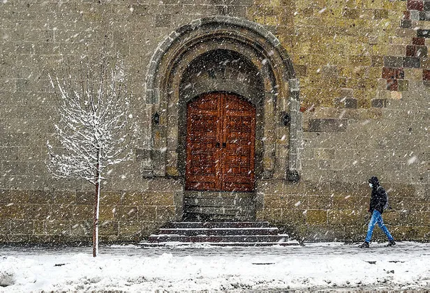 2-aralik-okullarda-kar-tatili-var-mi-yarin-ardahan-kars-artvin-igdir-erzurum-agri-musta-okullar-tatil-olacak-mi-1638370833101.jpg Bugün Ardahan, Kars, Artvin, Iğdır, Erzurum, Ağrı, Muş'ta okullar tatil olacak mı? Son dakika valilik açıklamaları! 2 Aralık okullarda kar tatili var mı?-5