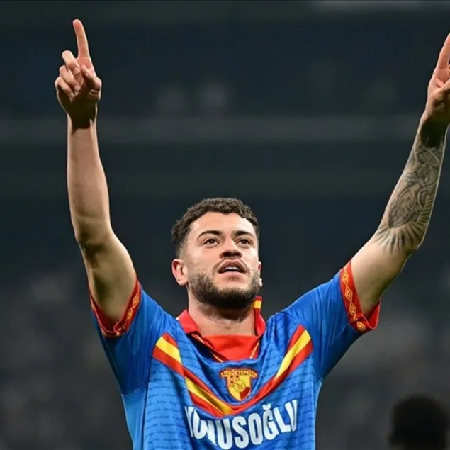 Romulo rekor peşine düştü