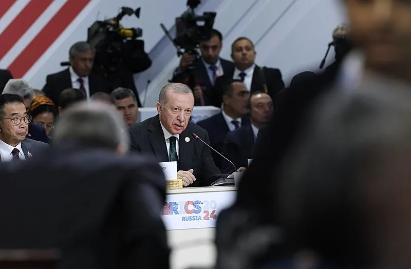 Başkan Recep Tayyip Erdoğan, Rusya'ya bağlı Tataristan Cumhuriyeti'nde düzenlenen BRICS Zirvesi'nde konuşma yaptı. (AA)