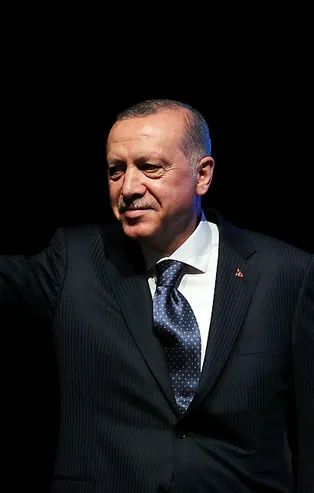 Başkan Erdoğan devletin zirvesinde 4 yılı geride bıraktı