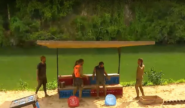 8-temmuz-survivor-dokunulmazligi-kim-kazandi-survivorda-ilk-eleme-adayi-kim-oldu-1594235510233.jpg