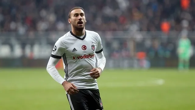 İngilizler duyurdu! Cenk Tosun rekor bedelle Everton'da