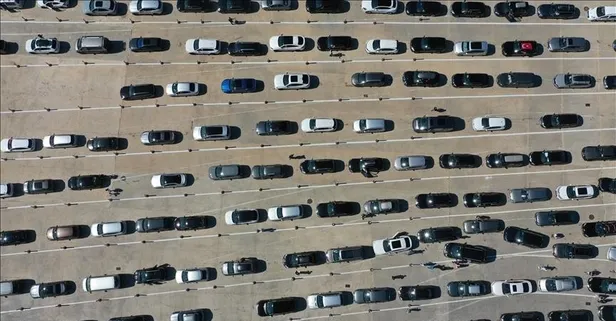 Ticaret Bakanlığı yaz döneminde gümrük kapılarındaki yolcu geçişlerini kolaylaştırmak için tedbir aldı