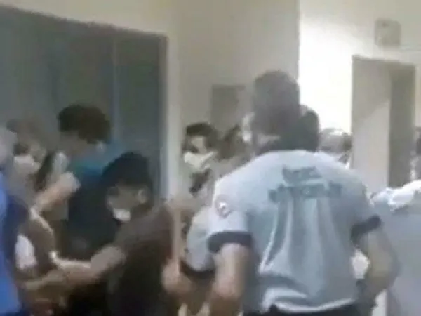 'Şebap Güvercin Festivali'nde otomobil fiyatına güvercinler podyuma çıktı (Yaşam haberleri)-2