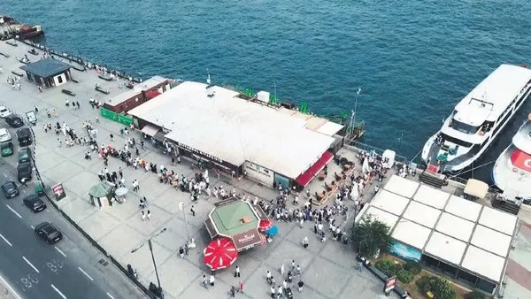 tatil-bolgelerinde-bayram-yogunlugu-marmaristeki-koyda-tam-100-tekne-kayitlara-gecti-1626902834179.jpeg