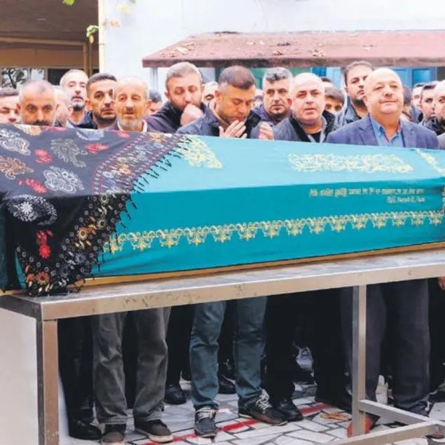 Acay’ip’ üzüldük